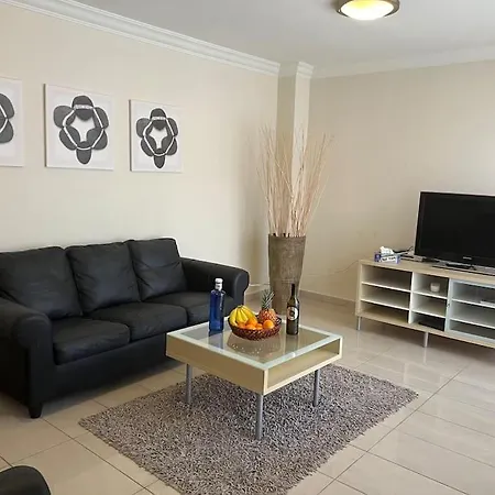 33 Pleasures Del Duque Costa Adeje (Tenerife)