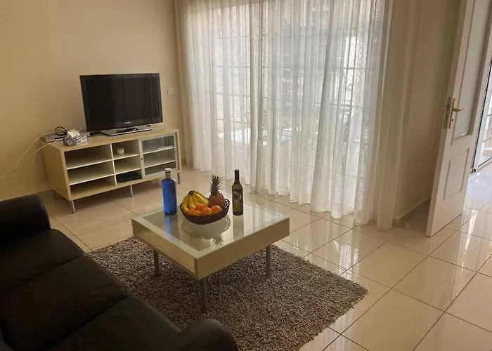 Apartment 33 Pleasures Del Duque *