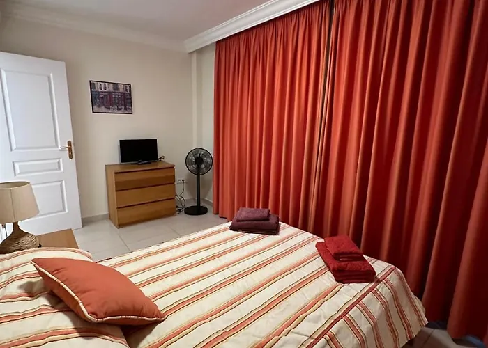 Apartment 33 Pleasures Del Duque *